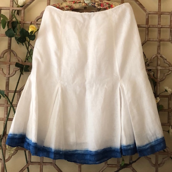 Ralph Lauren Dresses & Skirts - Ralph Lauren white linen skirt with blue hem